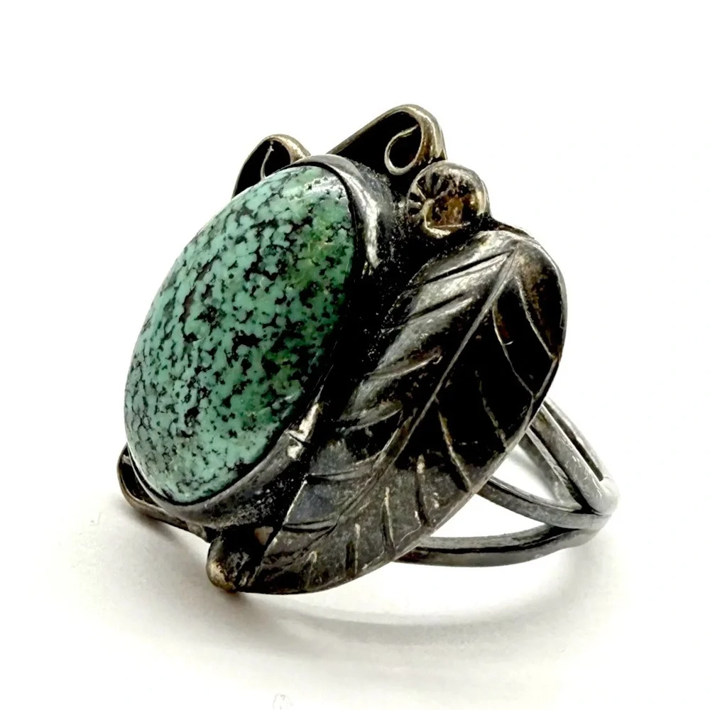 Navajo, Old Pawn “Number 8” Turquoise Sterling Silver Ring - Picture 3 of 10